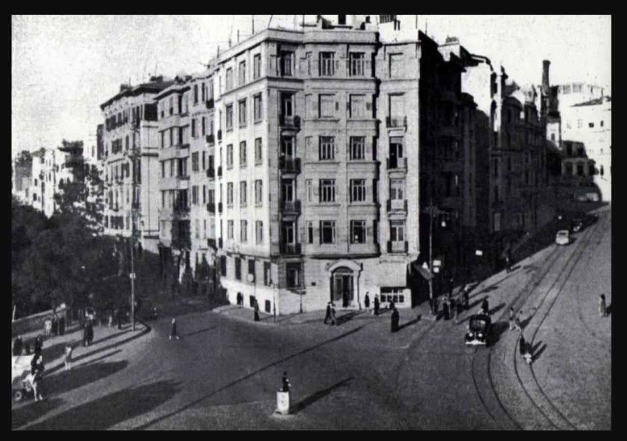 איסטמבול Daru Sultan Hotels Galata מראה חיצוני תמונה The hotel in 1920